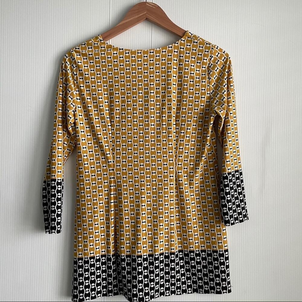 Cleo patterned v-neck top - Picture 5 of 5